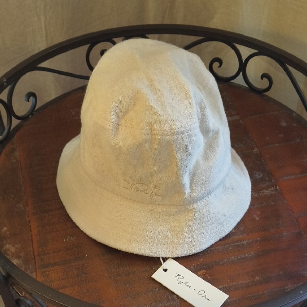 Rylee + Cru Cream Bucket Hat